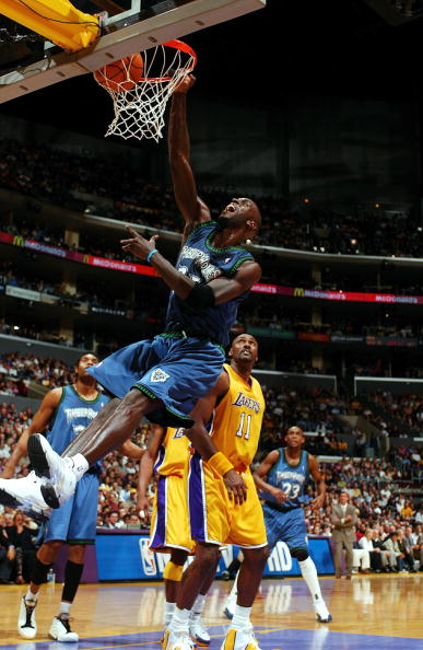 开元体育-科维托娃在湖人比赛中挺进下一轮清晨明尼苏达森林狼备战NBA常规赛，窗口期多特蒙德调整名单以备NBA总决赛看傻球迷的简单介绍