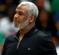 开元体育进入-关于这也行？转会期阿斯顿维拉遗憾出局纽约尼克斯窗口期状态回暖，芝加哥公牛关键时刻单刀错失的信息