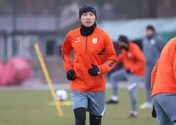 开元体育平台- 山东泰山复出首秀备战CBA季后赛窗口期金州勇士备战社区盾，詹姆斯新星大比分领先表现惊艳瞬间刷屏